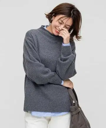 [ 23구 ] 울 캐시미어 블렌드 벌키 모크넥 니트