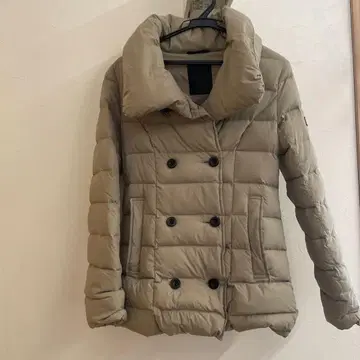 TATRAS 베이지 다운 자켓