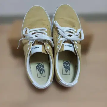 VANS 베이지 캐주얼 스니커즈