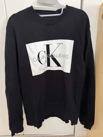 캘빈 클라인 진스 블랙 맨투맨 M