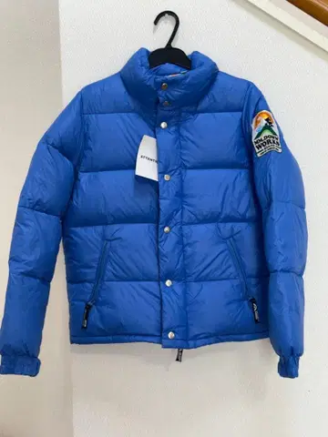 미사용 새상품 도쿄 디즈니랜드 x BEAMS 다운 자켓 파랑 S