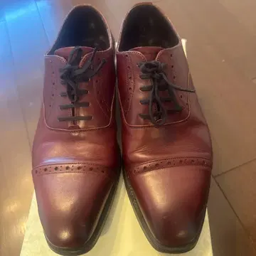 Grenson 버건디 드레스 신발