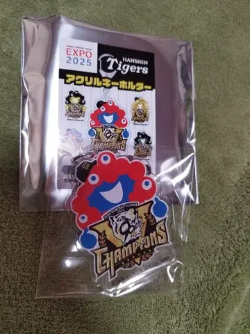 한신 타이거즈 미야쿠미야쿠 아크릴 키링 챔피언 만박