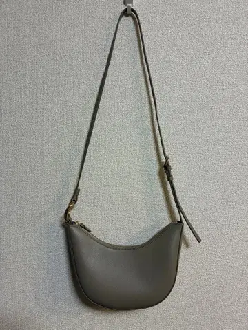 그레이지 숄더백 온워드