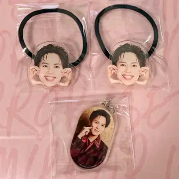 번 라이브 두근두근 가챠 미야우치 생머리 머리끈 아크릴 참