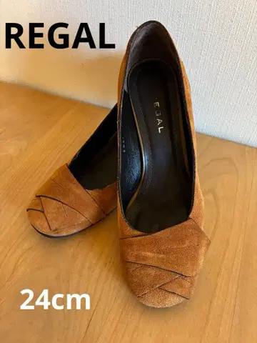 REGAL 리갈 스웨이드 크로스 디자인 펌프스 24cm