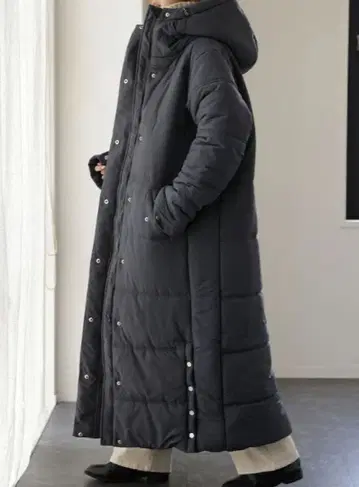 HUG.U 하그유 롱 아우터 여성용 충전솜 벤치 코트 블랙