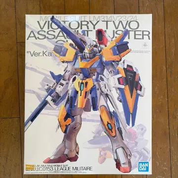 반다이 기동전사 V 건담 MG 1/100 V2 어솔트 버스터 건담 -