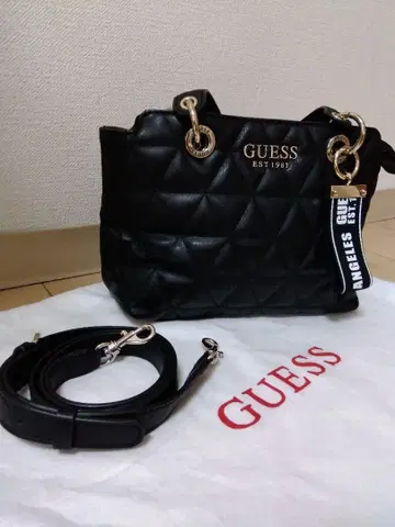 [새상품급] GUESS 블랙 숄더백