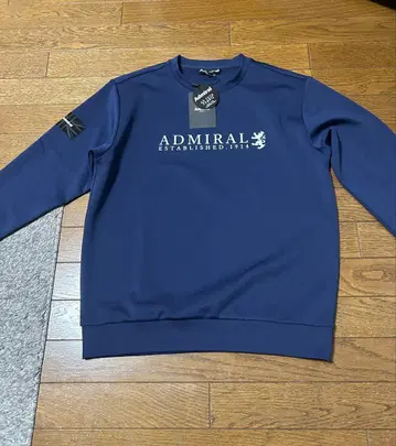 [ 미사용 새상품 ] Admiral 골프 종이상자 랑팡 로고 맨투맨