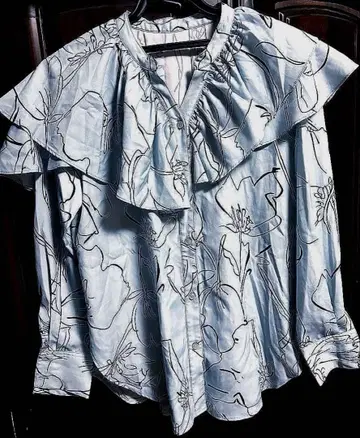 HERENCIA 아지메 프릴 칼라 펜슬 플라워 프린트 블라우스