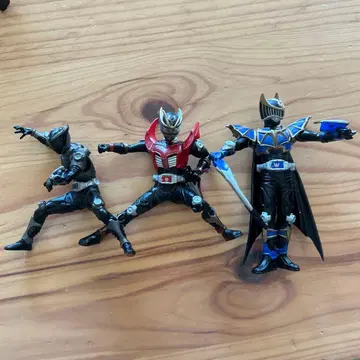 가면라이더 피규어 3체 세트 류우키