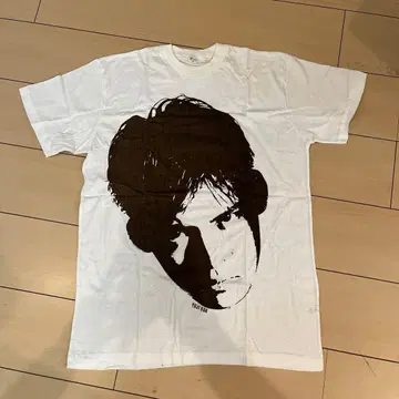 (미사용 새상품 미착용) YUJI ODA 티셔츠 M 사이즈