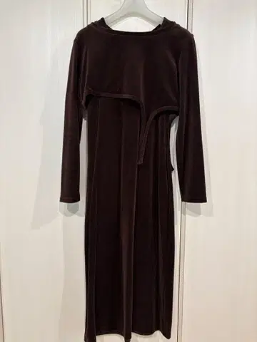 CAPRICIEUX LE'MAGE 다크 브라운 원피스 새상품급