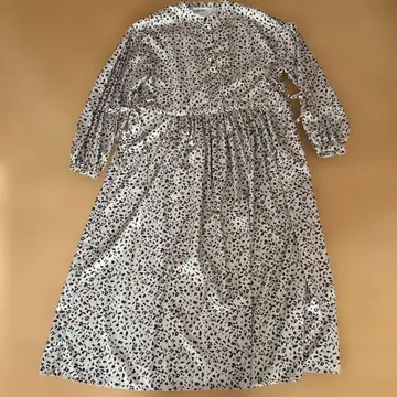 trois 트로와 표범 무늬 긴팔 롱 드레스 달마시안 패턴