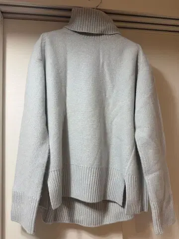 FRAMEWORK 캐시미어 혼방 터틀넥 스웨터 라이트 블루