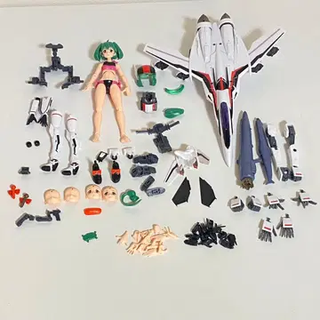 마크로스F VF-25F 메시아 란카 리 완성품