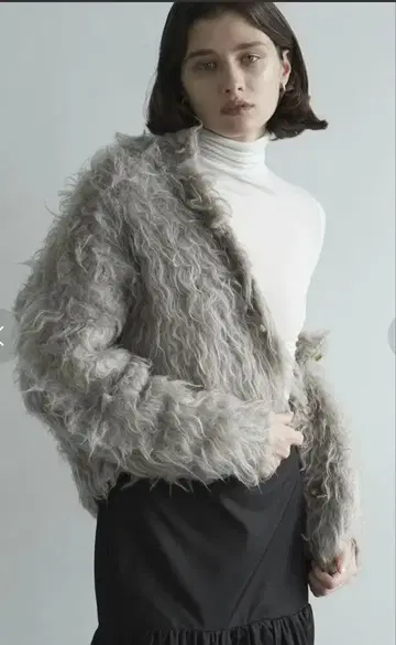 CLANE 샤기 숏 니트 가디건