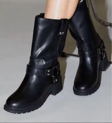 PUBLUX/퍼블릭스 엔지니어 링 디자인 부츠 한정 전개