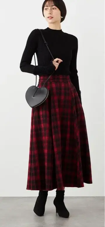 체크 롱 스커트 아모아르카프리스