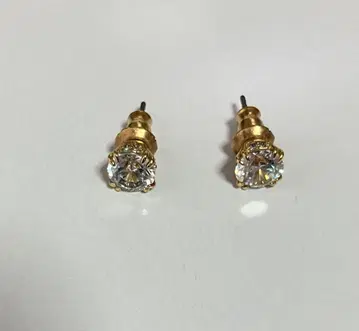 SWAROVSKI Stilla 스터드 귀걸이