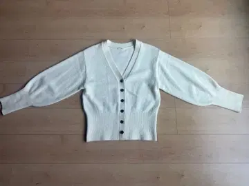 IENA 이에나 볼륨 슬리브 V넥 니트 가디건