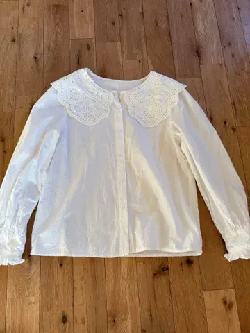 레이스 옷깃 화이트 셔츠 긴팔