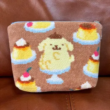 폼폼푸딩 x 러브리 바이 페이러 보트형 파우치