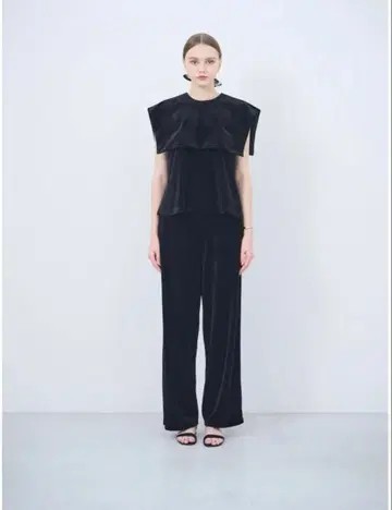 LIten Velour wide pants 리텐 벨로아 팬츠