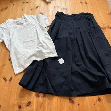 GRANDMA MAMA DAUGHTER T셔츠 플레어 스커트 세트 판매