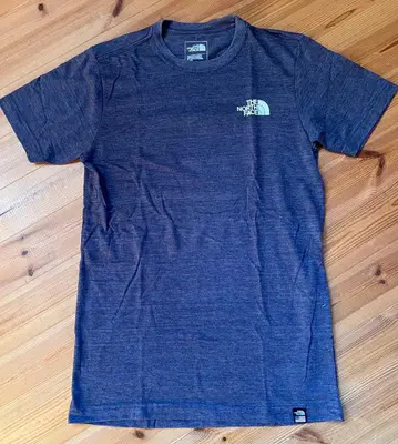 THE NORTH FACE 티셔츠