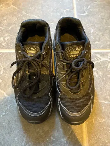 Puma CELL 블랙 스니커즈 23cm