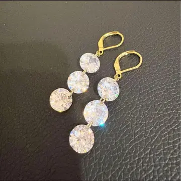 고품질 큐빅 지르코니아 귀걸이 (귀찌 변경 가능)