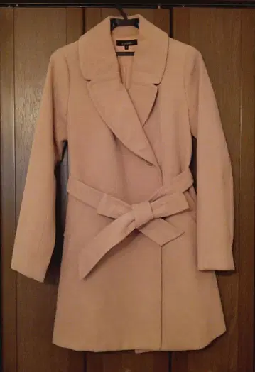 베이지 롱 코트 허리 벨트 포함