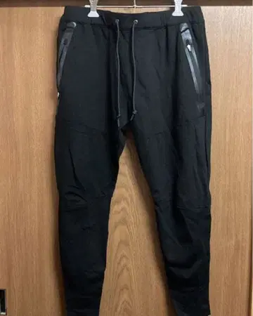 EDWIN 블랙 조거 팬츠