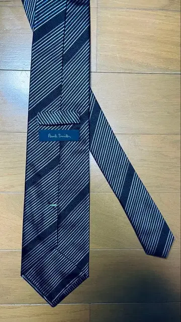 폴 스미스 스트라이프 넥타이