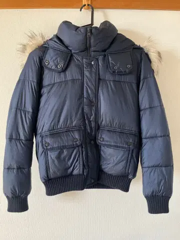 abercrombie&fitch 네이비 다운 자켓 퍼 포함