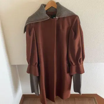 브라운 코트 스픽 앤 스팬