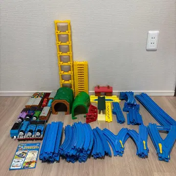 프라레일 세트 터널 차량 포함, 토마스