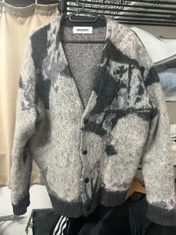 디스커버드 아트 패턴 가디건 size 3