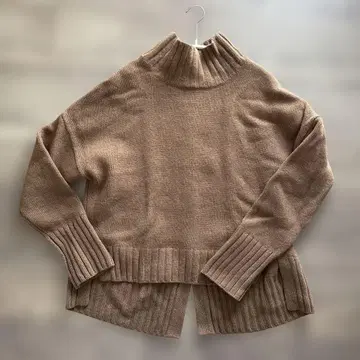 1er 아롱디스망 베이지 터틀넥 니트 캐시미어 혼방