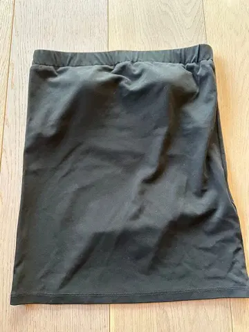 에센 로트레아몽 블랙 베어탑 사이즈 38 스트랩 포함 미사용 새상품