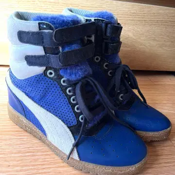 PUMA 하이컷 스니커즈 24cm