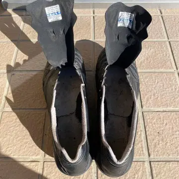 축구화 스파이크 블랙