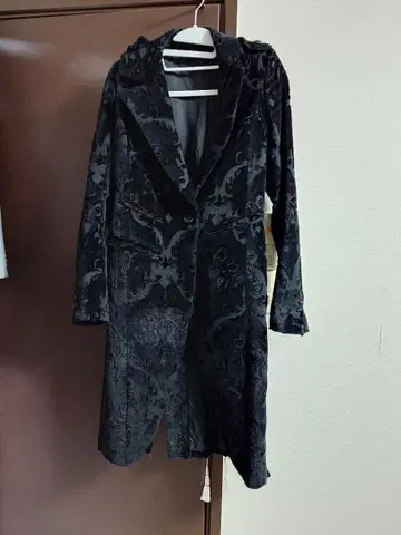 ifsixwasnine 락 트로터 코트 남성용 1 hyde 착용