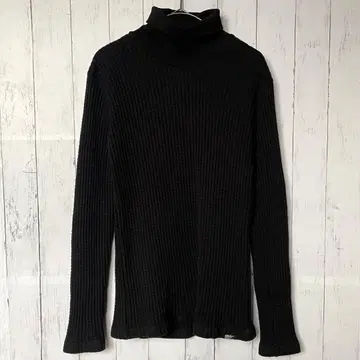 아줄바이마우지 터틀넥 니트 M 블랙 와플지