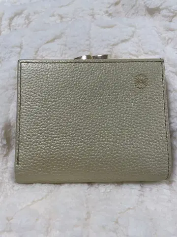 황궁 지갑 미사용품 완판템 샴페인 골드 접이식 지갑