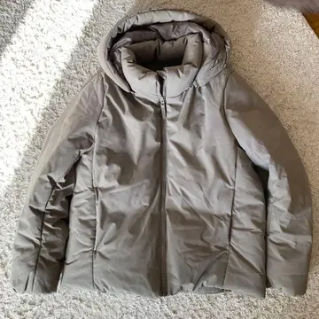 유니클로 하이브리드 다운 후드티 S 여성용