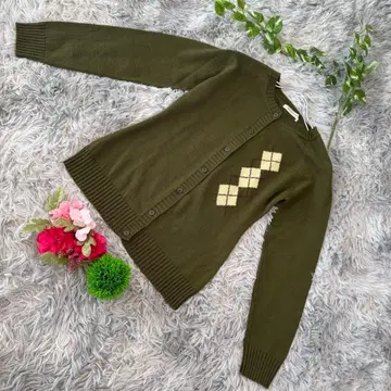 Aylesbury 사이즈 M 상당 올리브 그린 다이아몬드 가디건