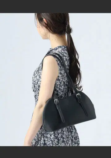 [ BEAMS HEART ] 산형 얇은 벨트 백